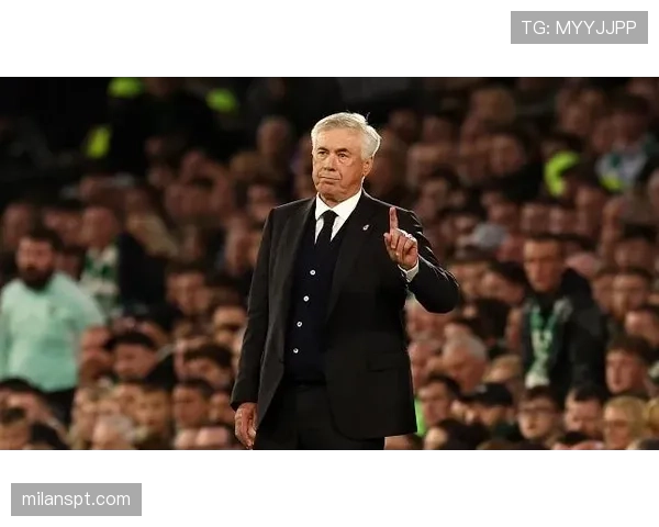 战术板：解析安切洛蒂如何在国家德比中针对巴萨防线弱点