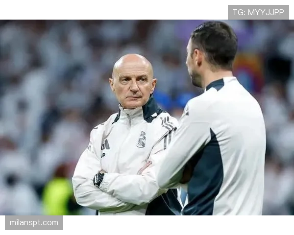 “传闻:沙特球队有意高薪聘请一位以“疯跑流”压迫著称的德甲教练” “传闻:沙特球队有意高薪聘请一位以“疯跑流”压迫著称的德甲教练”